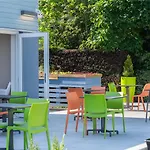 Ibis Budget Hotel 2*