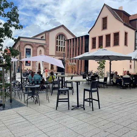 Ibis Budget Hotell 2*