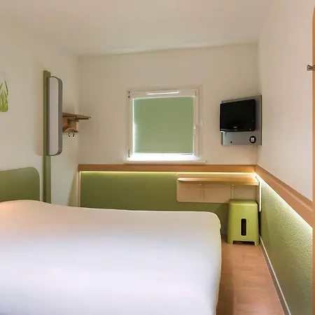Ibis Budget Hotell 2*
