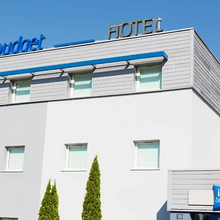 Ibis Budget Hotell 2*