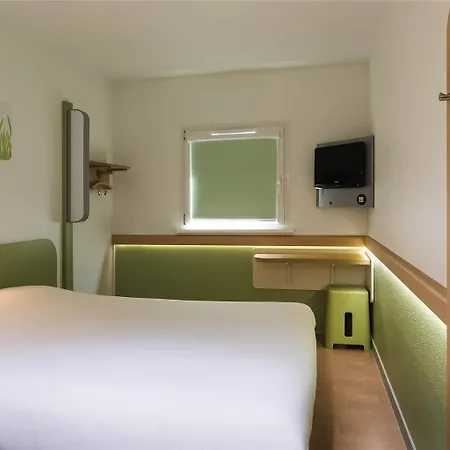 Ibis Budget Hotel 2*